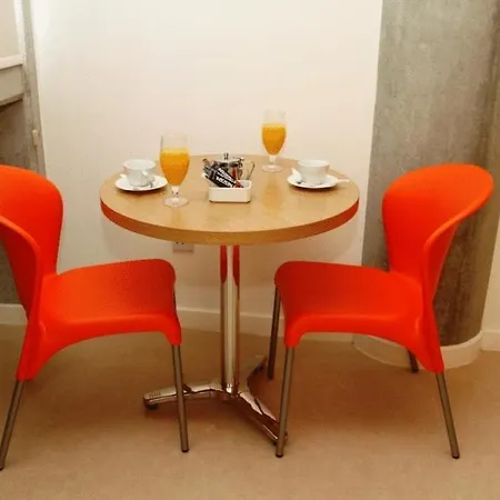 알레그라 Gsp 스포츠 센터 니코시아